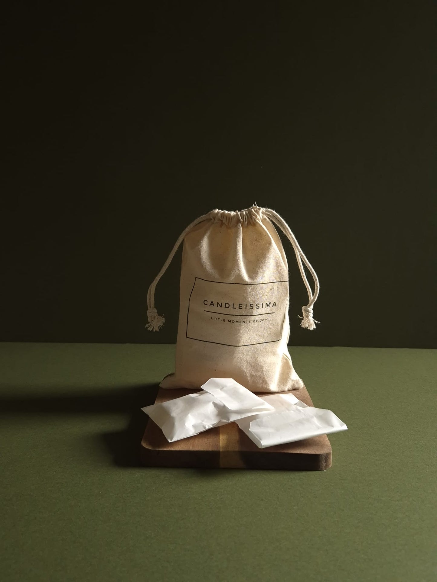 La Collezione - 10 Individually Wrapped Wax Melts - A variety of aromatic scents to help you find your favourites